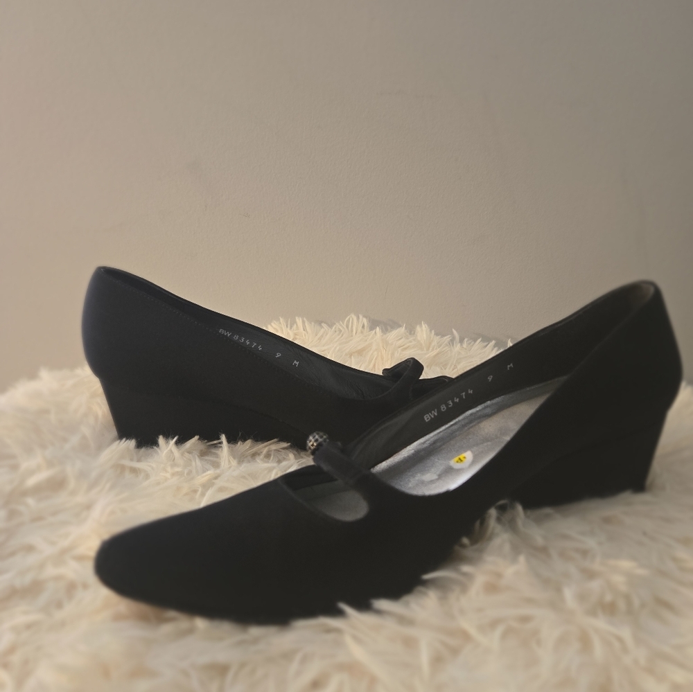 Stuart Weitzman Womens 9 Black Suede Leather Squa - Picture 2 of 11